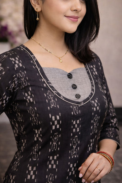 Classic Black Ikat Kurti (black)